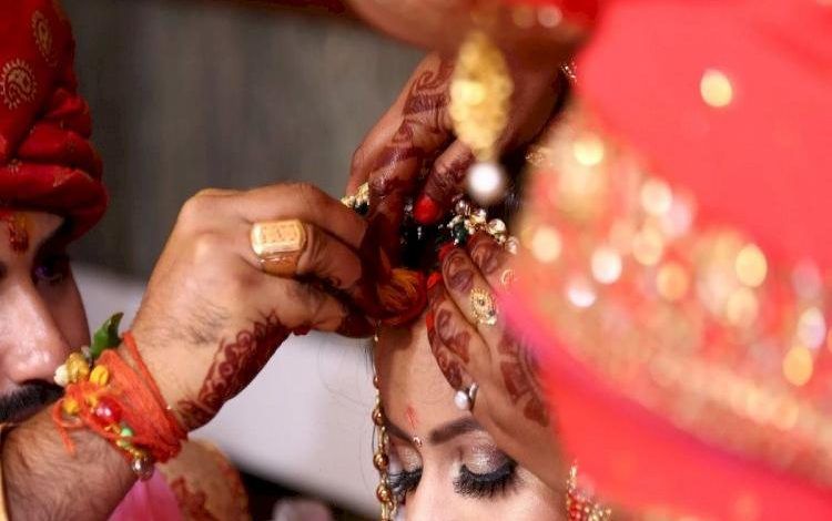 UP Wedding Asks Guests to Show Proof Before Eating! 1 111 109