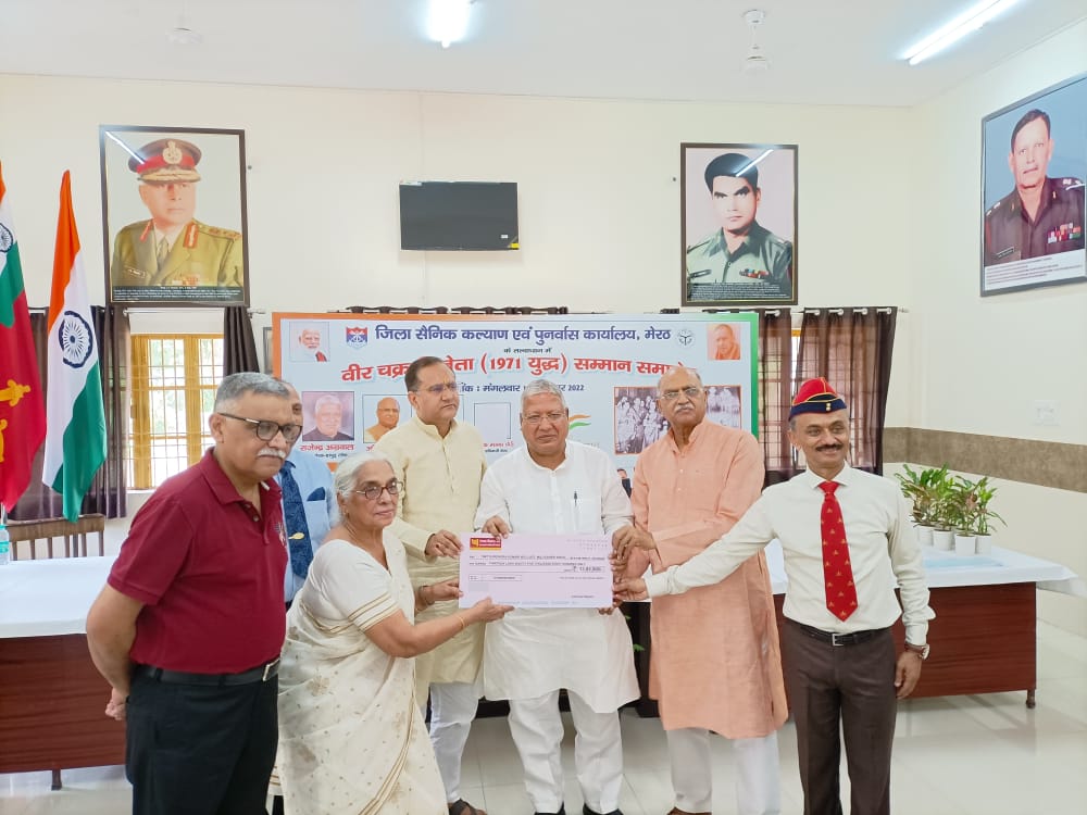 1965, 1971 युद्व के बहादुर भारतीय सेना के योद्धाओं का जनप्रतिनिधियो द्वारा किया गया सम्मान 5 111 17