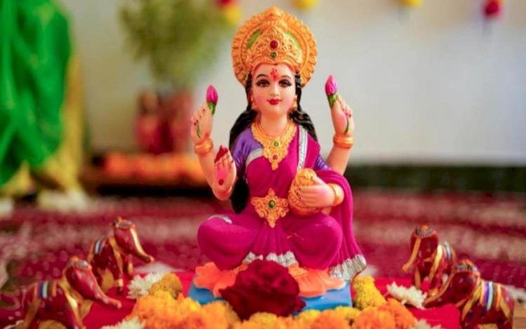 आज से शुरू हो रहा है महालक्ष्मी व्रत, जानिए अगले 16 दिनों तक चलने वाले इस व्रत का मुहूर्त और पूजन विधि 1 111 5