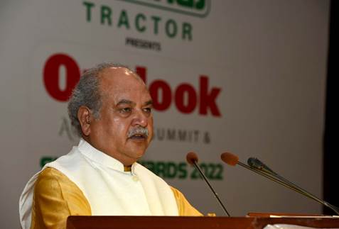 Union Minister of Agriculture & Farmer Welfare addresses the AgriTech Summit 2 112 10