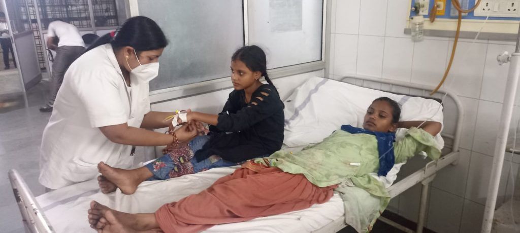 मुरादनगर : कस्तूरबा गांधी बालिका विद्यालय में फूड पॉइजनिंग 3 112