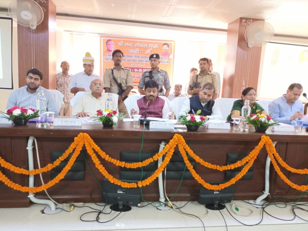 स्वच्छ एवं भ्रष्टाचार मुक्त व्यवस्था को लागू करना सरकार की प्राथमिकता : नन्द गोपाल गुप्ता (नंदी) 3 113 7