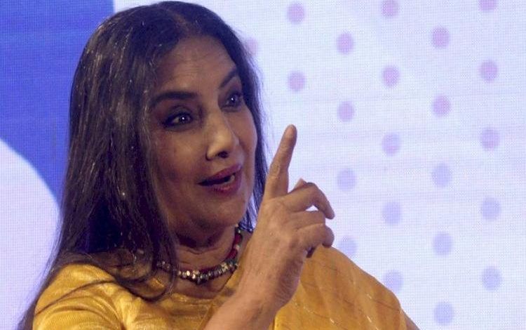 Shabana Azmi Used to Sell Coffee Outside the Petrol Pump 1 featured 1663511594