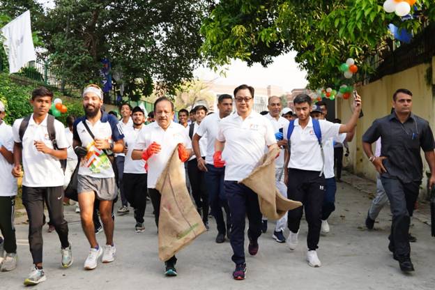 Kiren Rijiju, Anurag Singh Thakur launch Fit India Freedom Run 3.0 on Gandhi Jayanti 1 111 9