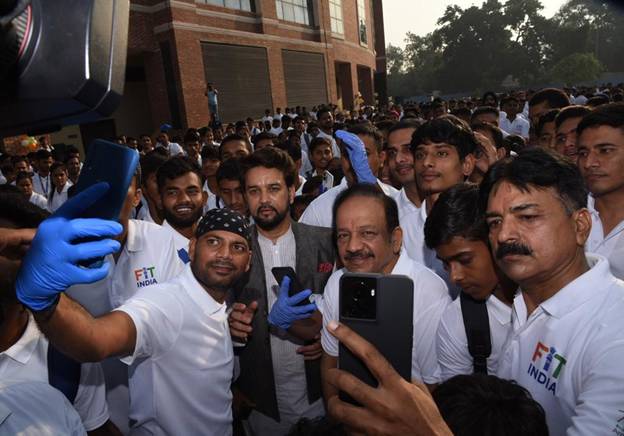 Kiren Rijiju, Anurag Singh Thakur launch Fit India Freedom Run 3.0 on Gandhi Jayanti 3 113 4