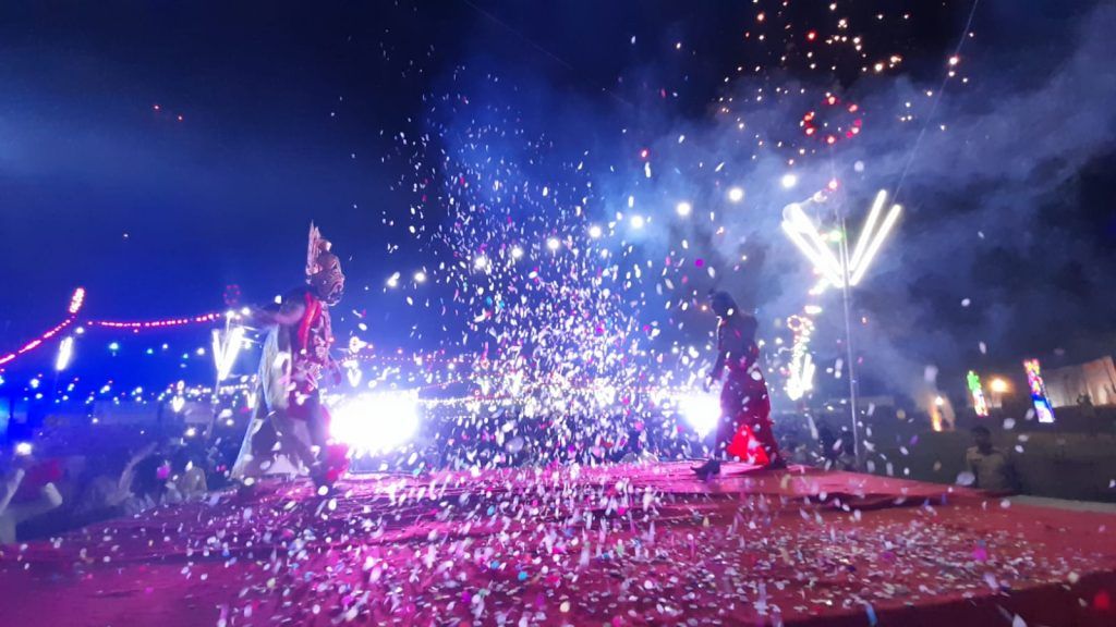Dussehra in Meerut: 'Ravan Dahan' performed amid chants of Jai Shree Ram 6 117 7