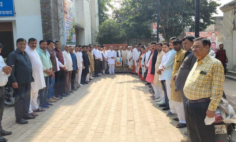 देश की आजादी में जवाहरलाल नेहरू का अनमोल योगदान : लोकेश चौधरी,गाजियाबाद कांग्रेस महानगर अध्यक्ष 1 111 67