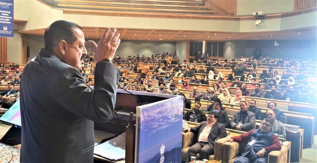 Union Minister Dr Jitendra Singh inaugurates the Start-up summit in Srinagar, says, J&K has huge unexplored potential of Agri-tech Start-ups 2 112 26