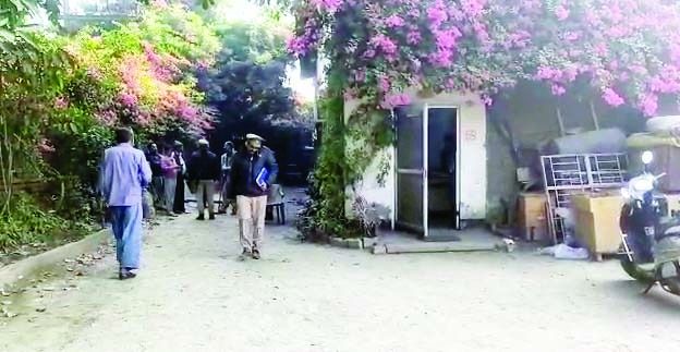 विजयनगर थानाक्षेत्र के इंड्रस्टीयल एरिया में डकैती; 10-11 हथियारबंद बदमाशों ने गनपॉइंट पर डाला डाका 1 112 89