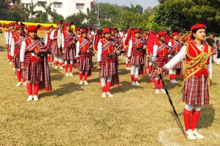 राज्य स्तरीय बैंड प्रतियोगिता में प्रथम स्थान प्राप्त कर ठाकुरद्वारा बालिका विद्यालय की छात्राओं ने किया गाजियाबाद जनपद का नाम रोशन 1 111 128