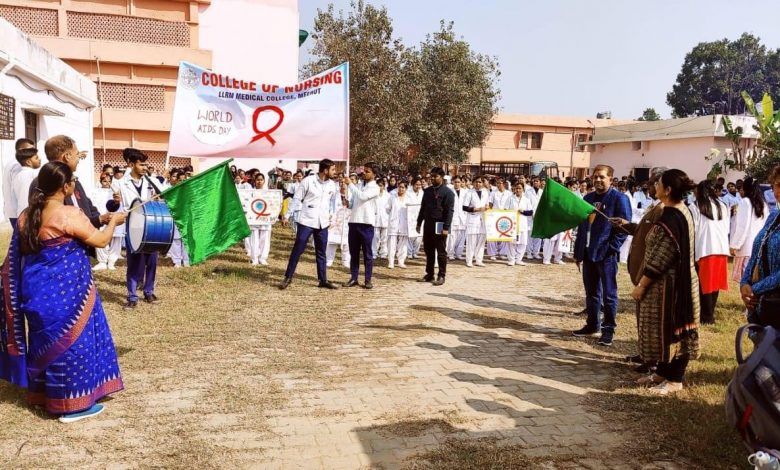 नर्सिंग कालेज लाला लाजपतराय स्मारक मेडिकल कॉलेज मेरठ से विश्व एड्स दिवस के उपलक्ष्य में जन जागरूकता रैली 1 111 7