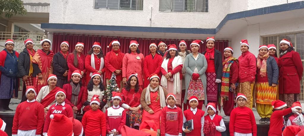 Meerut: Deewan Public School celebrates Christmas, the festival of joy and sharing 2 112 98