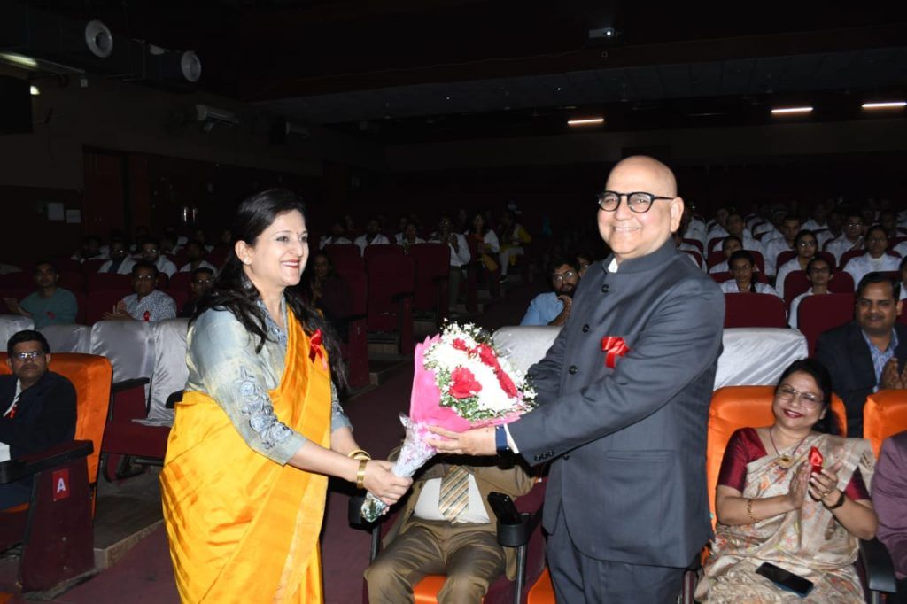 विश्व एड्स दिवस: कम्युनिटी मेडिसिन विभाग, लाला लाजपत राय स्मारक मेडिकल कॉलेज मेरठ द्वारा एक कार्यशाला का आयोजन 4 113 1