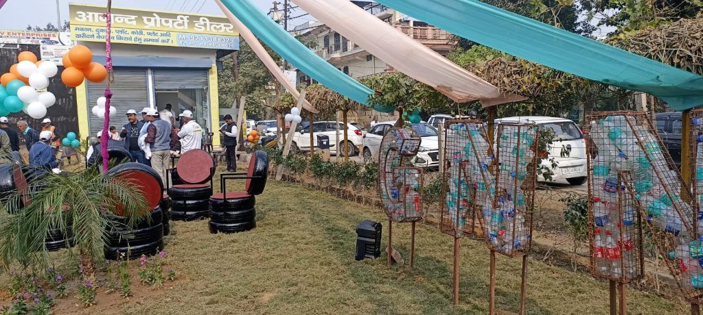 शहर स्वच्छता के क्रम में गाजियाबाद नगर निगम द्वारा शहर से 122 स्थानों से कूड़ा डलाव घर विलोपित 2 113 5
