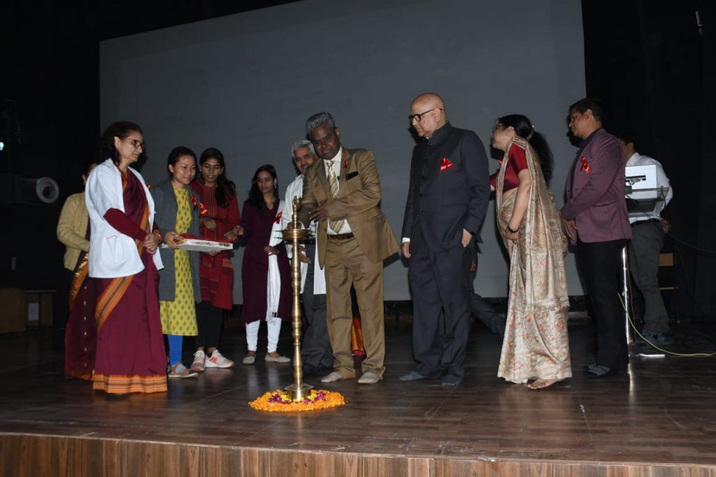 विश्व एड्स दिवस: कम्युनिटी मेडिसिन विभाग, लाला लाजपत राय स्मारक मेडिकल कॉलेज मेरठ द्वारा एक कार्यशाला का आयोजन 8 119