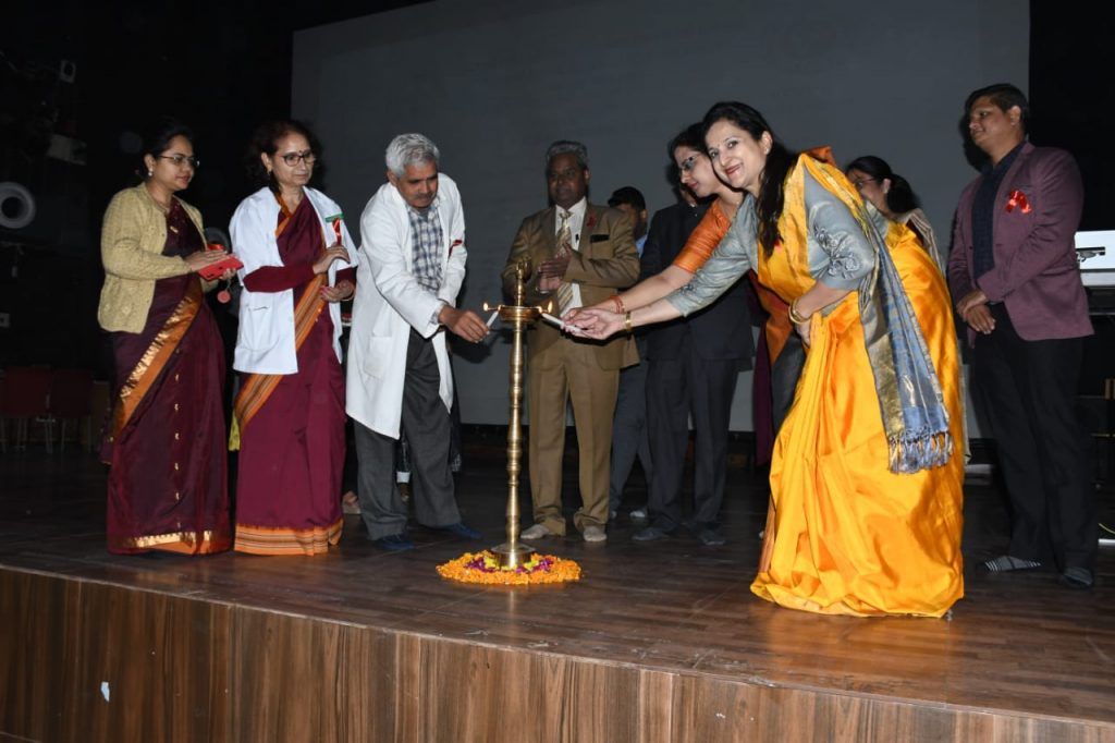 विश्व एड्स दिवस: कम्युनिटी मेडिसिन विभाग, लाला लाजपत राय स्मारक मेडिकल कॉलेज मेरठ द्वारा एक कार्यशाला का आयोजन 11 122