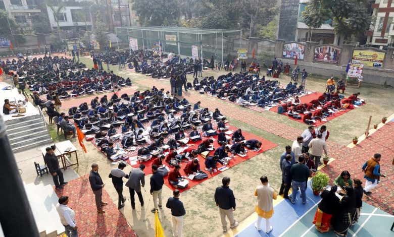 भारतीय जनता पार्टी महानगर द्वारा परीक्षा पे चर्चा ड्राइंग एवं पेंटिंग प्रतियोगिता का आयोजन 1 111 60