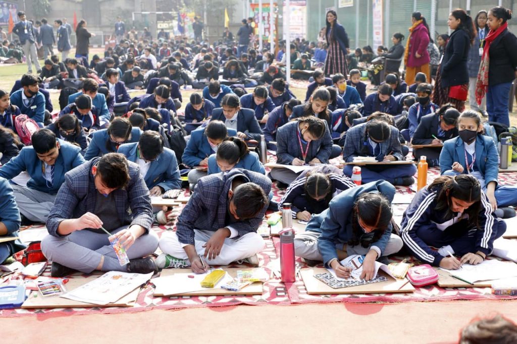 भारतीय जनता पार्टी महानगर द्वारा परीक्षा पे चर्चा ड्राइंग एवं पेंटिंग प्रतियोगिता का आयोजन 4 112 40