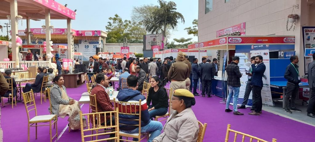 होटल ब्रावुरा गोल्ड रिसोर्ट में किया गया जनपद स्तरीय इन्वेस्टर्स समिट-2023 का आयोजन 3 112 41