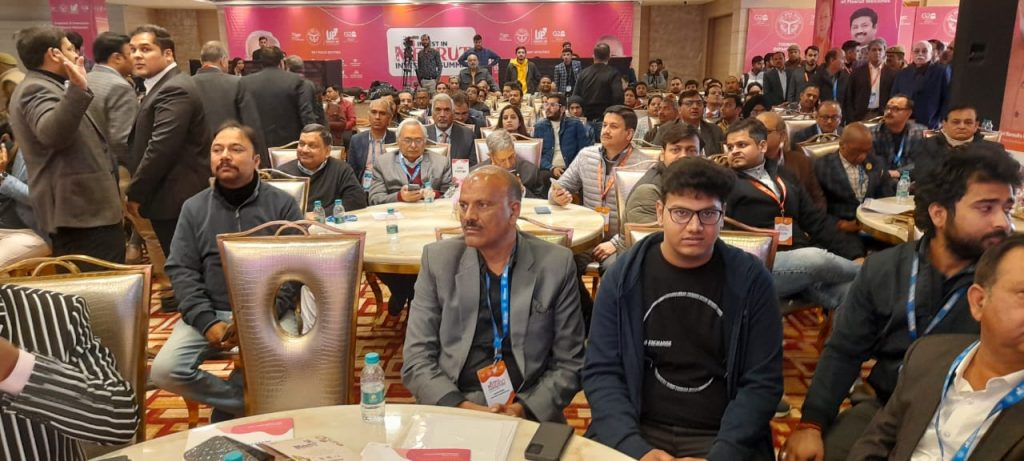 होटल ब्रावुरा गोल्ड रिसोर्ट में किया गया जनपद स्तरीय इन्वेस्टर्स समिट-2023 का आयोजन 6 115 15