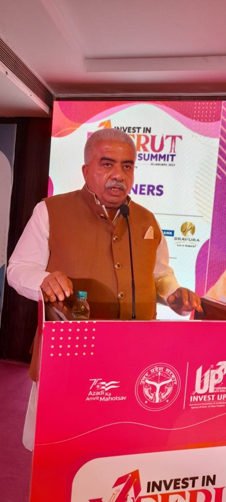 होटल ब्रावुरा गोल्ड रिसोर्ट में किया गया जनपद स्तरीय इन्वेस्टर्स समिट-2023 का आयोजन 9 119 6