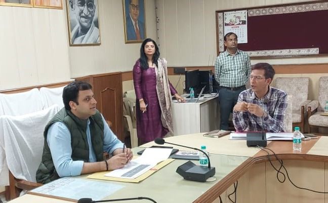 जिला शिक्षा एवं अनुश्रवण समिति की मासिक समीक्षा बैठक संपन्न 1 111 63