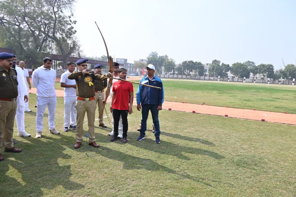 पुलिस लाईन मेरठ में 10वीं अन्तर जनपदीय पुलिस आर्चेरी प्रतियोगिता-2023 का आयोजन 3 112 37