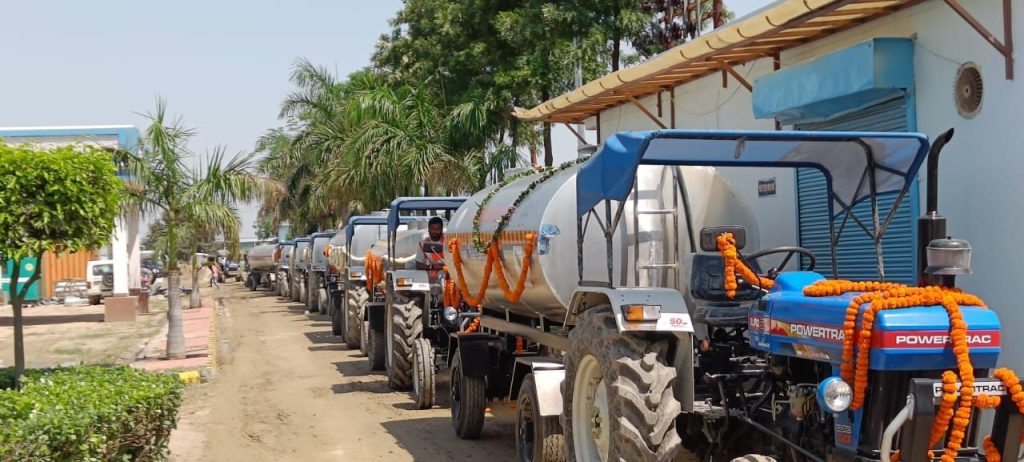 खोड़ा में पेयजल समस्या के निदान के लिए "जनरल डॉक्टर वी.के. सिंह" की बड़ी पहल 6 111 19