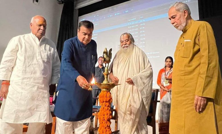 अयोध्या पर्व - राम राज्य के जीवन मूल्यों पर अमल कर प्रसारित करने पर दें बल - नितिन गडकरी 1 111 32