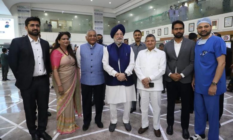 यशोदा अस्पताल में रोबोटिक सर्जरी और AI वैज्ञानिक सत्र का उद्घाटन 1 111 33