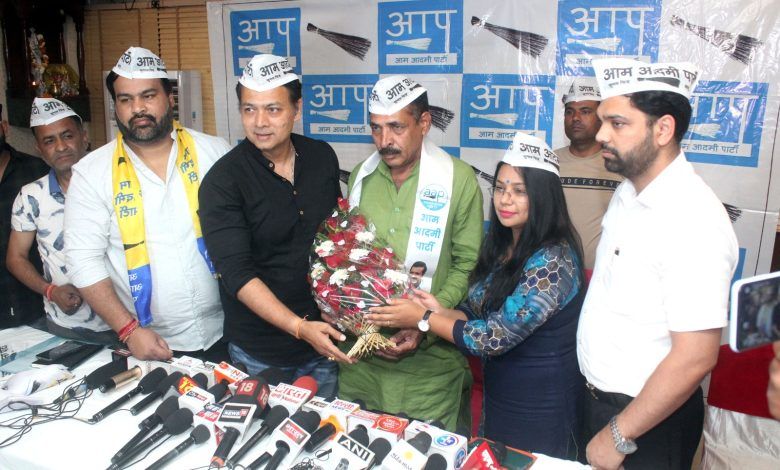 कांग्रेस के वरिष्ठ पार्षद रहे जाकिर सैफी ने ली आप की सदस्यता 1 111 35
