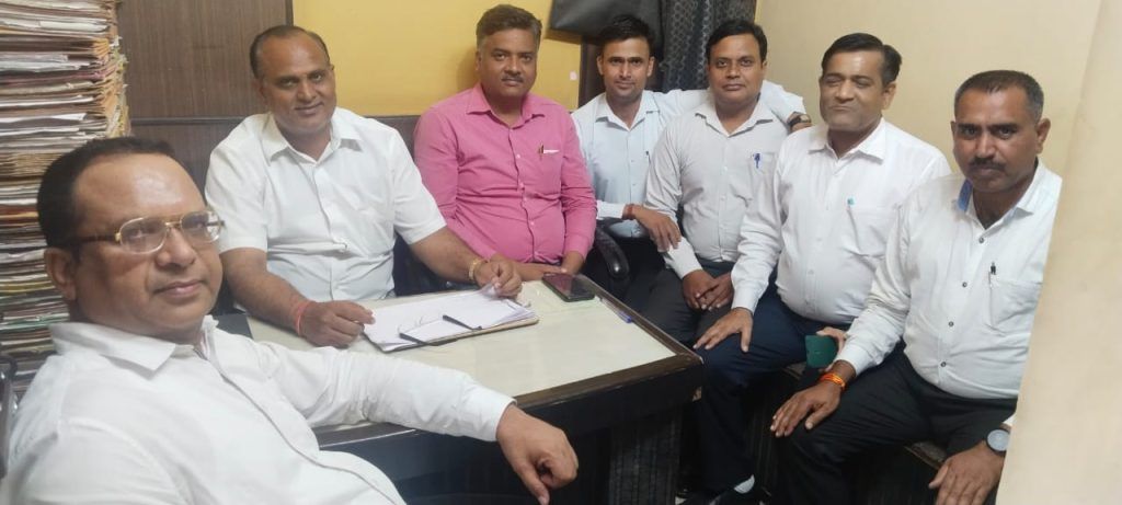 मोदी सरकार के नौ वर्ष के कार्यकाल की जन कल्याणकारी नीतियों पर अधिवक्ताओं ने की परिचर्चा 3 111 103