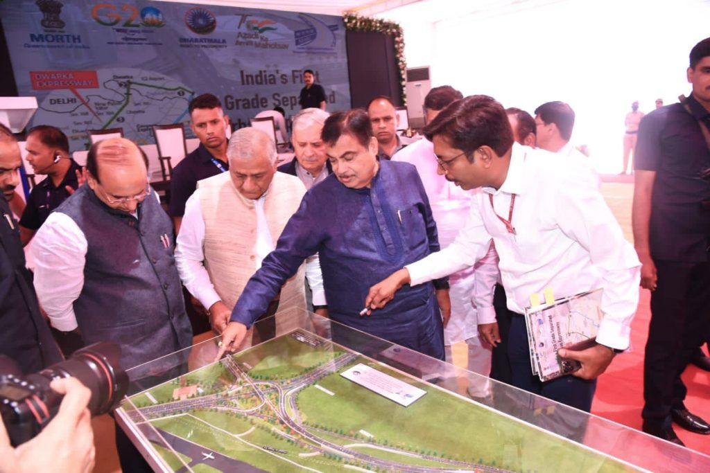 Ghaziabad MP and Minister Inspects ₹9,000 Crore Dwarka Expressway Project in Delhi 2 112 33