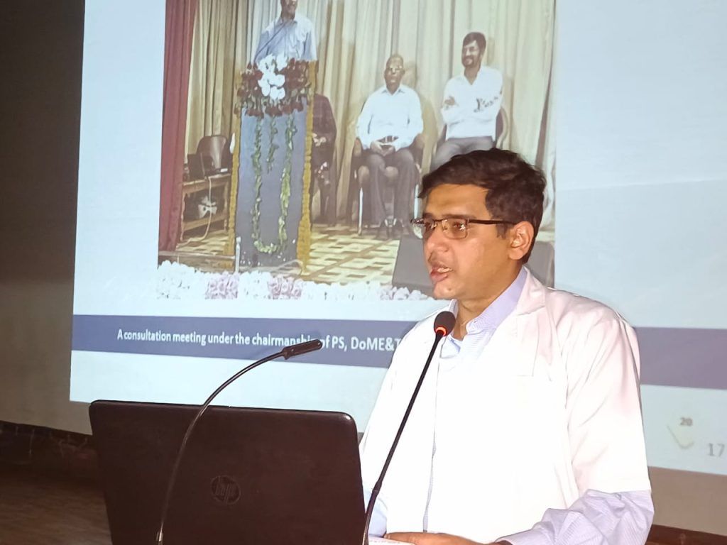 मेडिकल कालेज मेरठ में मिशन निरामया के अंतर्गत पैरामेडिकल प्रशिक्षणरत छात्र/छात्राओं हेतु कार्यक्रम आयोजित हुआ 3 112 40