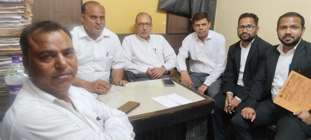 मोदी सरकार के नौ वर्ष के कार्यकाल की जन कल्याणकारी नीतियों पर अधिवक्ताओं ने की परिचर्चा 4 112 69