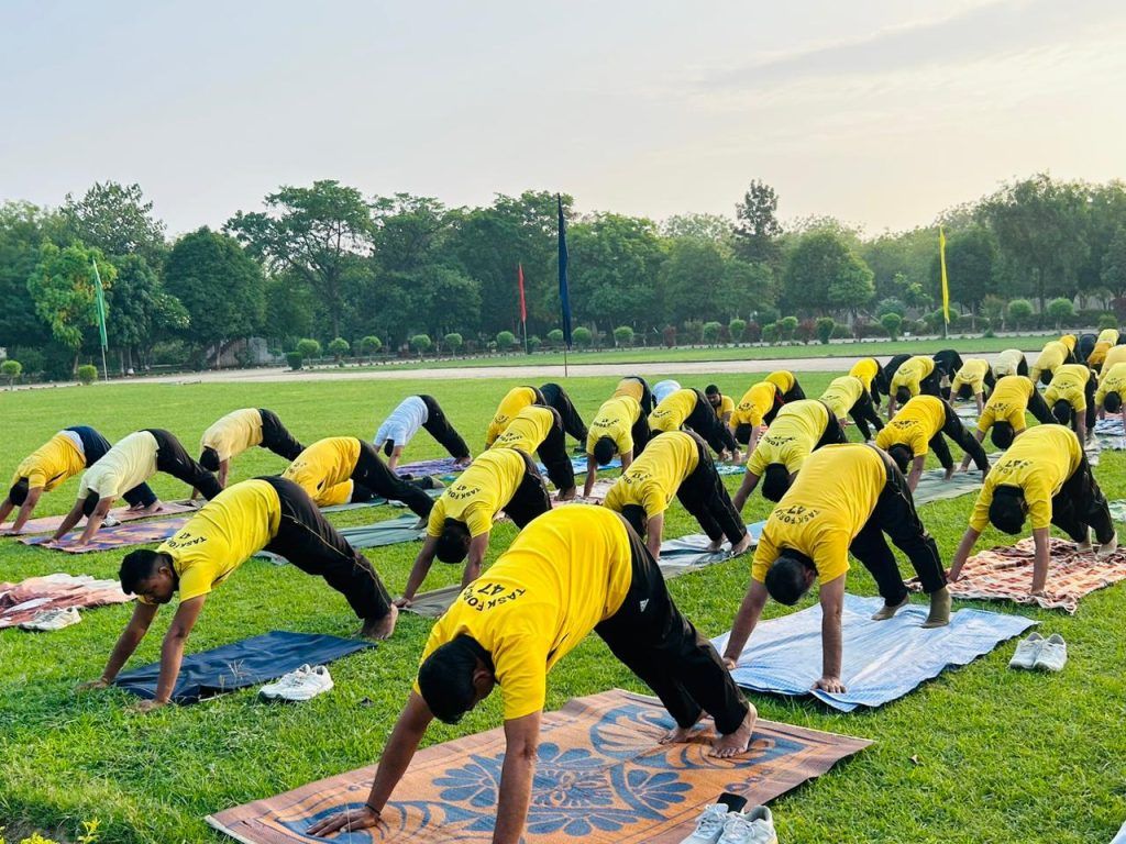 47 PAC Ghaziabad Organizes Free Yoga Camp in Celebration of International Yoga Day 3 113 3