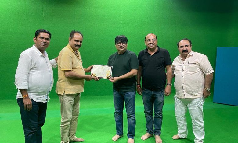 Melodies : Free Karaoke Singing Competition Takes Pratap Vihar by Storm 1 111 4