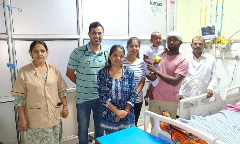 मेडिकल कॉलेज हृदयरोग विभाग में पहली बार हुआ वी एस डी डिवाइस क्लोजर 1 111 76