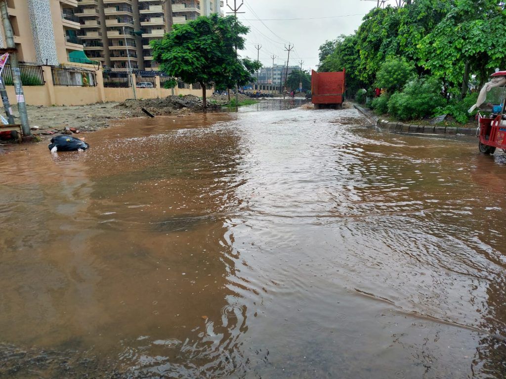 Neglected Roads and Delayed Construction Pose Safety Hazards in Siddharth Vihar 5 113 5