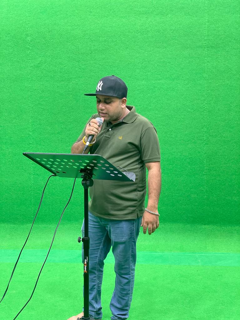 Melodies : Free Karaoke Singing Competition Takes Pratap Vihar by Storm 6 115
