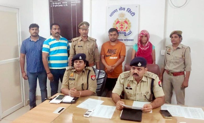स्वाट टीम ग्रामीण एवं थाना वेव सिटी पुलिस द्वारा सनसनीखेज हत्या का खुलासा, घटना में प्रयुक्त होंडा सिटी बरामद 1 111 141
