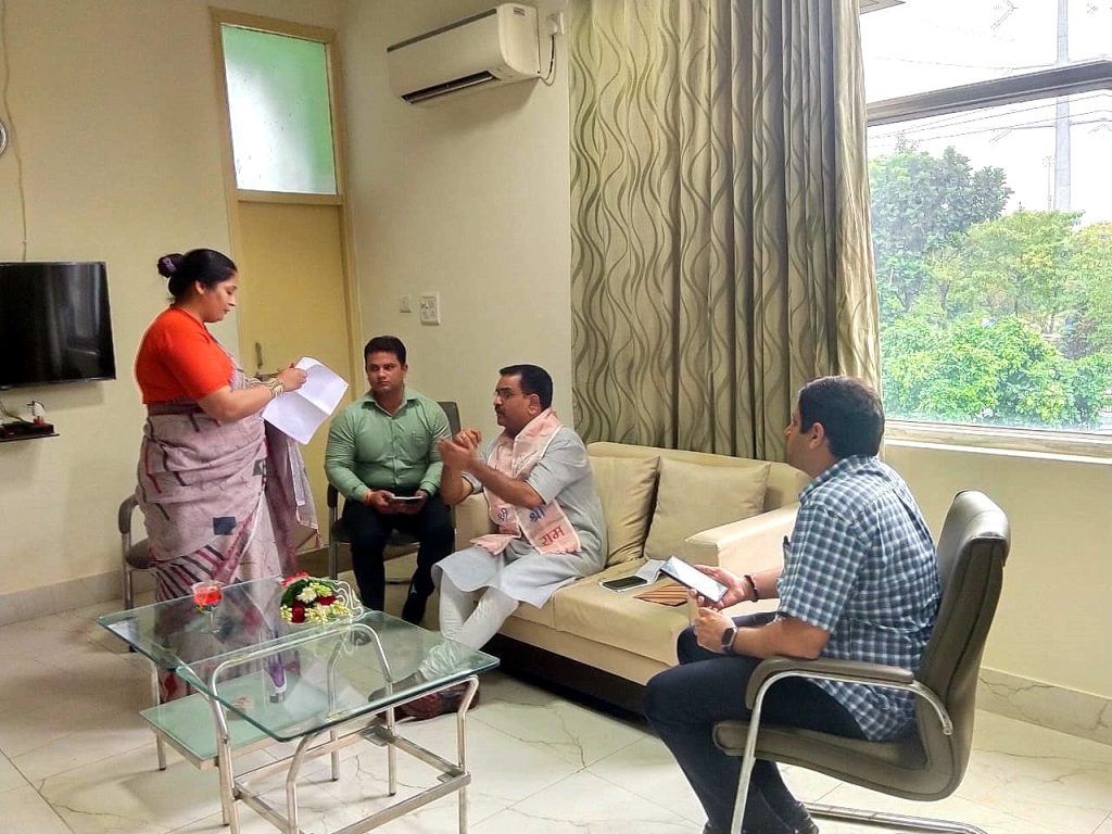 पुलिस लाइन में राज्यमंत्री (स्वतंत्र प्रभार) समाज कल्याण विभाग, उत्तर प्रदेश सरकार असीम अरूण की अध्यक्षता में बैठक सम्पन्न 4 111 148