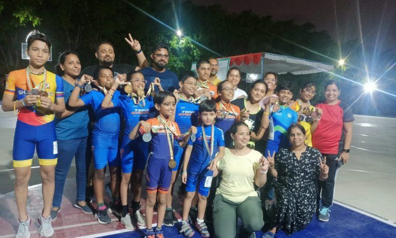 डी० पी० एस० जी० इंटरनेशनल विद्यालय में उत्तर प्रदेश की चौथी रोलर स्केटिंग चैम्पियनशिप का आयोजन 1 111 60