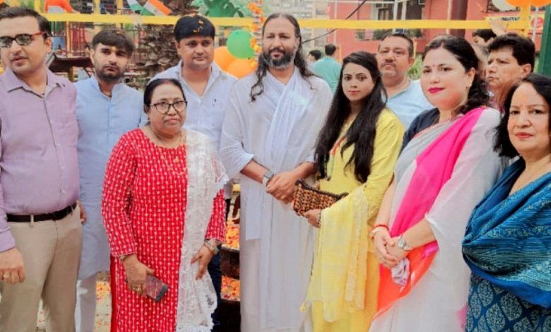 गौड़ होम्स सोसाइटी गाजियाबाद में धूमधाम से मनाया गया स्वतंत्रता दिवस 1 111 97