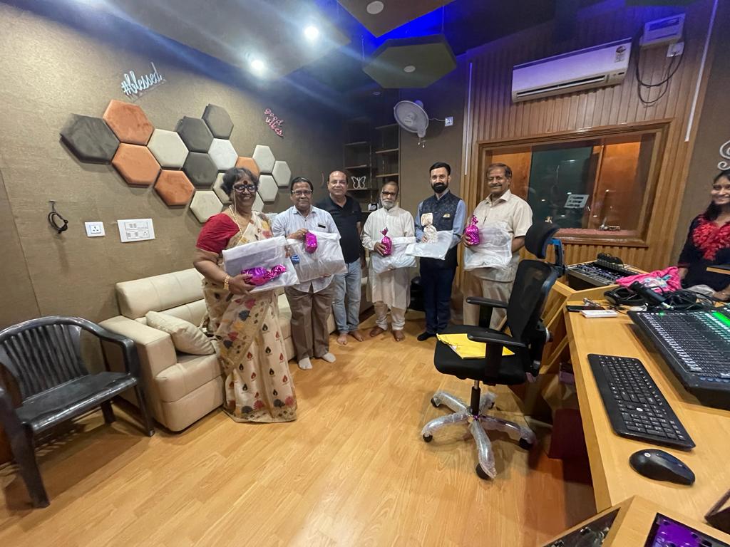 शिक्षाविद सेवाराम बग्गा जयंती पर हुआ कवि सम्मेलन 2 112 21