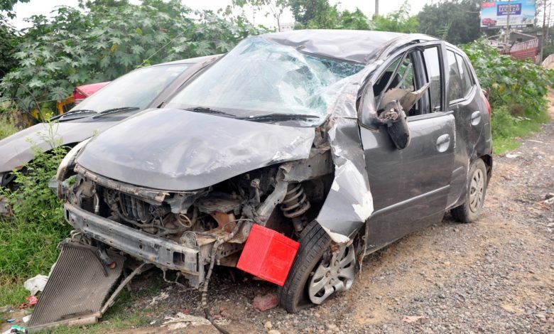 Tragic Accident on NH-9: High-Speed Car Collides with Pole, Teenager Fatally Injured 1 112 91