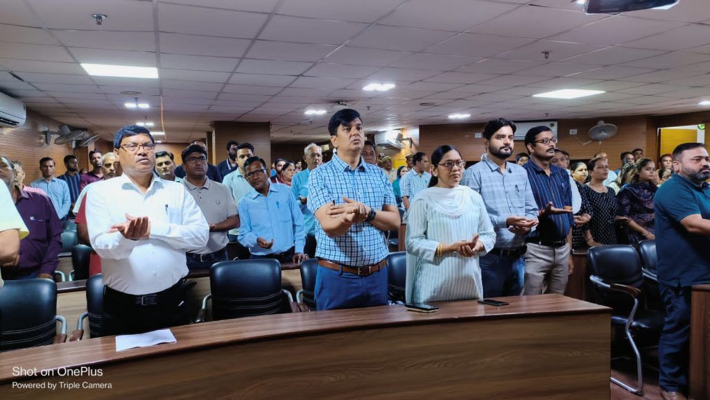 मेरी माटी मेरा देश अभियान का हुआ शुभारंभ, महापौर तथा नगर आयुक्त ने दिलाई पंचप्रण की शपथ 3 113 15