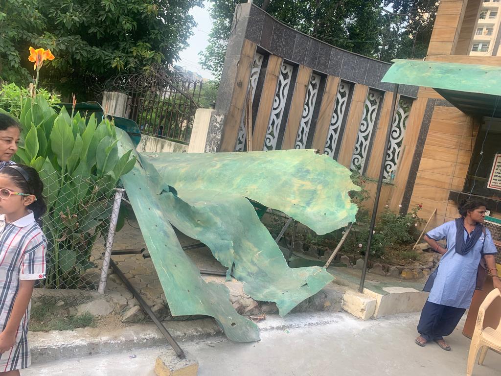 Encroachment Removal Efforts in Rajnagar Extension Commended by Residents 4 113 37