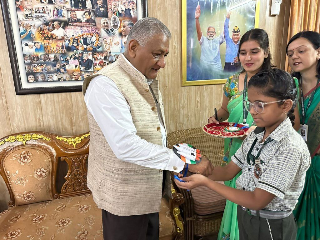 Gen V.K. Singh Celebrates Raksha Bandhan with Daughters at Global New Life School in Loni 4 113 58