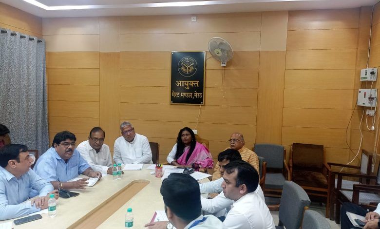 आयुक्त कार्यालय में उद्योगों के समक्ष प्रदूषण से सम्बन्धित आ रही कठिनाईयो पर चर्चा एवं उनके निराकरण हेतु किया गया कार्यशाला का आयोजन 1 111 58